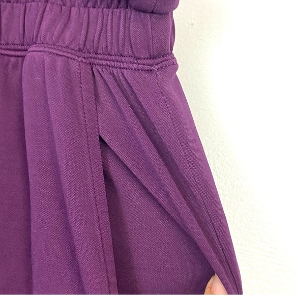 Fabletics Abby Shorts Women's Dark Eggplant High Rise Elastic Waist Pockets - Picture 6 of 12